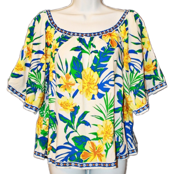 NEW Flying Tomato Breezy Off the Shoulder Top Sm - Picture 2 of 11